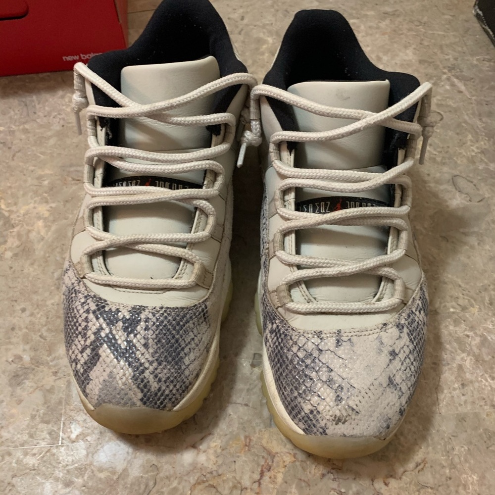 Air Jordan Snakeskin 11 low